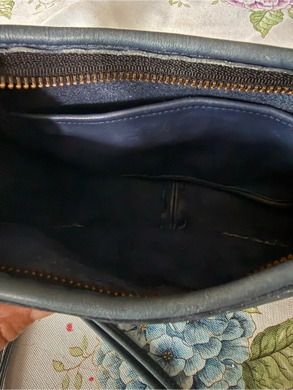 Coach Navy Leather Swinger Crossbody Bag